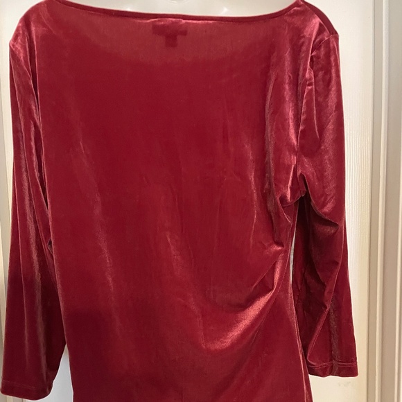 Jones New York red velvet holiday shirt blouse, size L - Picture 2 of 5